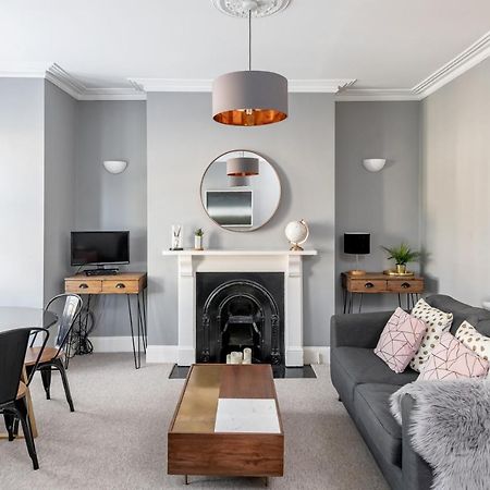 Modern & Spacious 2 Bedroom Maisonette Bath Esterno foto