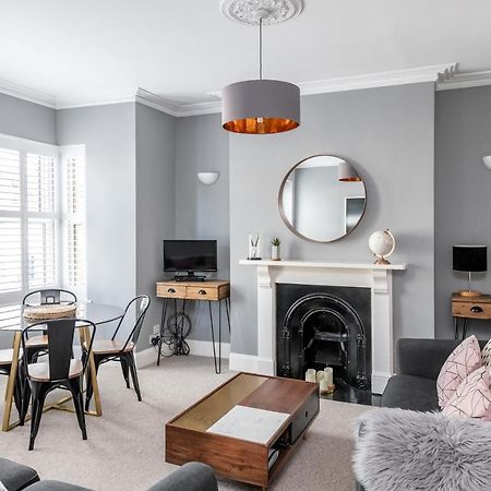 Modern & Spacious 2 Bedroom Maisonette Bath Esterno foto